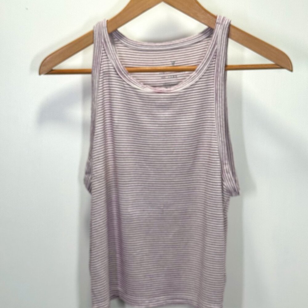 American Eagle White and Red Top